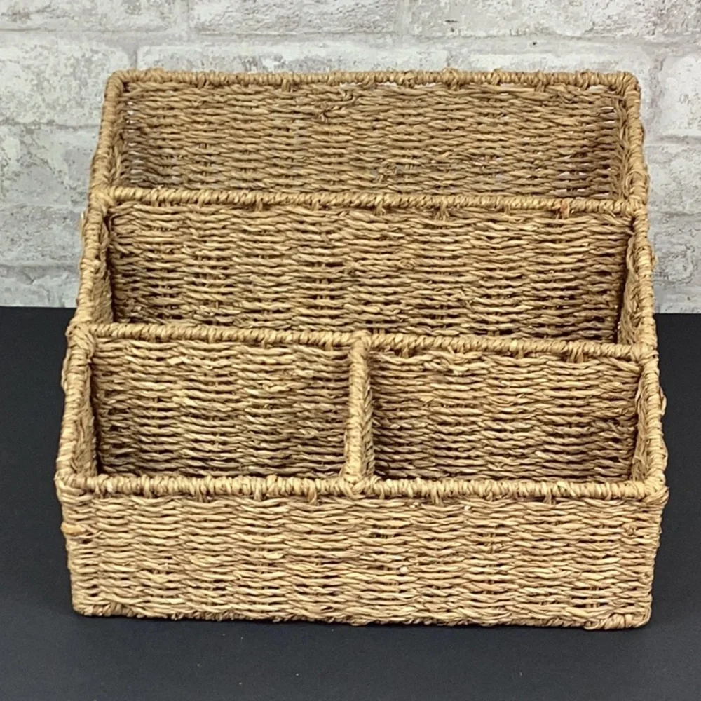 Woven Wicker Storage Basket Organizer Rustic Feel 4 Components 11.5 x 8.5